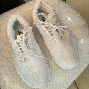 Socone new sports lightweight sneakers white easy dry beach runner euro 39 us‎ 7